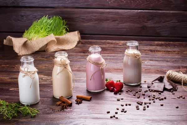 Different milkshakes. — Stock Photo, Image