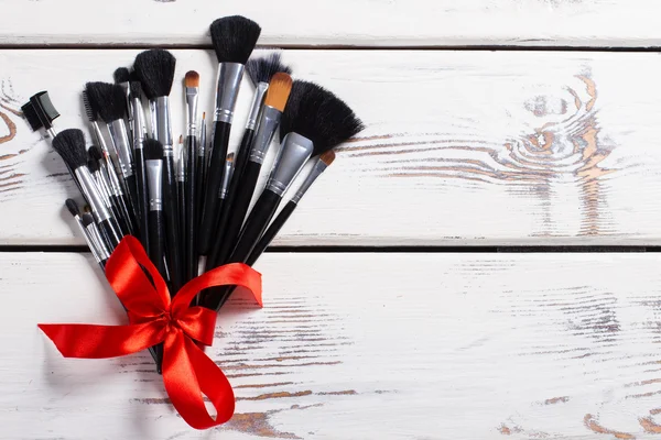 Gift ideas makeup brushes. — Stock Photo, Image