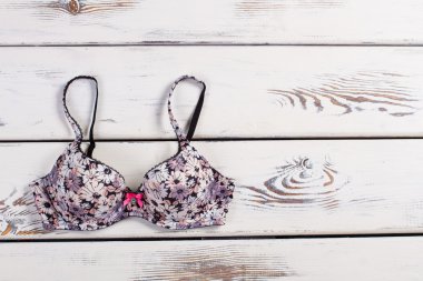 Güzel nazik bayanın sutyen.