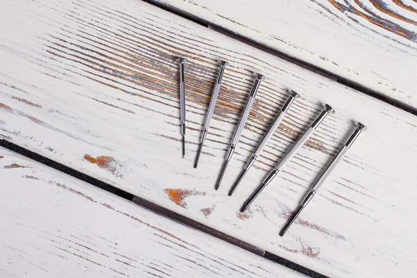 Juego de destornilladores para reparación de relojes . — Foto de Stock