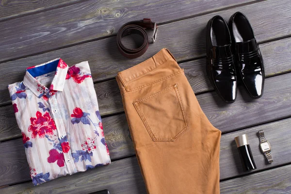 Sommer-Herrenbekleidung. — Stockfoto