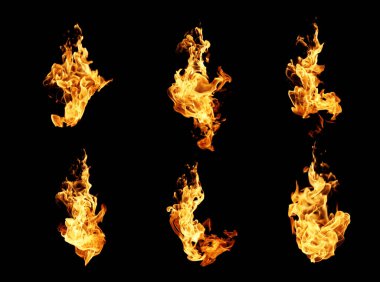 Yangın alevleri koleksiyonu siyah arkaplanda izole edildi