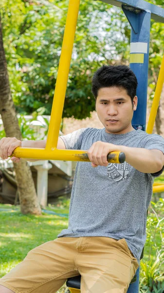 Young Asian Men Exercising Park — Stock Photo, Image