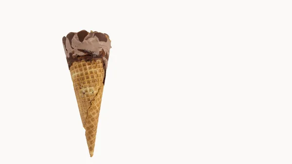 Шоколадное Мороженое Белом Фоне — стоковое фото