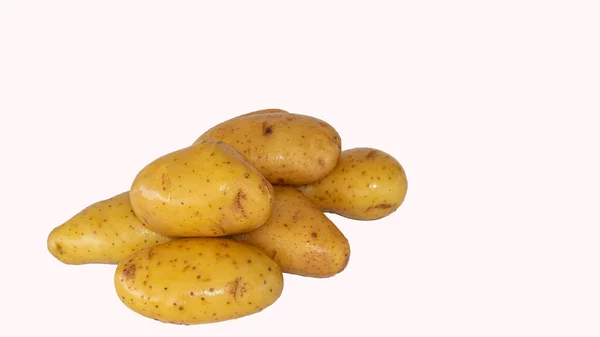 Ένας Σωρός Από Ακατέργαστες Πατάτες Λευκό Φόντο — Φωτογραφία Αρχείου
