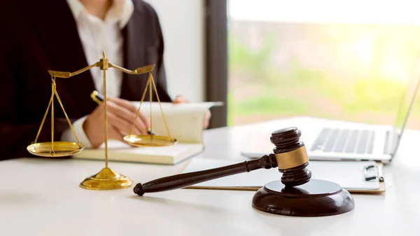 Lawyers Work Contract Documents Hammer Scales Laptops Courtroom Table Justice — Stock Photo, Image