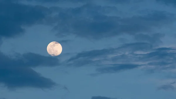 Lua Cheia Espaço Noturno Com Uma Grande Lua Cheia — Fotografia de Stock