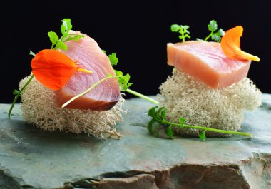  Yemek, güzel taze çiğ ahi tuna balığı 