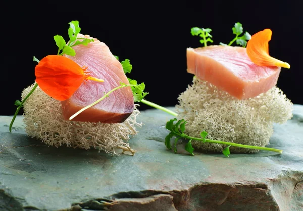  Yemek, güzel taze çiğ ahi tuna balığı 