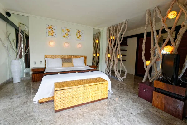 Interior Villa Tropical Lujo Dormitorio — Foto de Stock