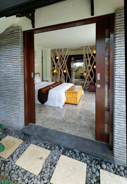 Interior Luxury Tropical Villa Bedroom — Stock Photo, Image