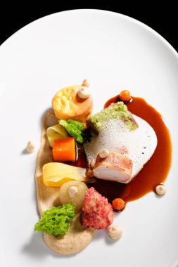 Güzel yemekler, sebzeli geyik eti.