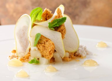 Tabaktaki güzel yemek tatlısı