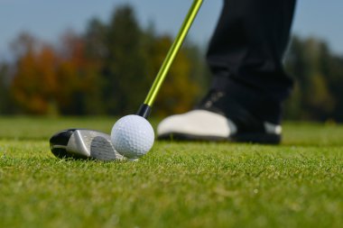 Golf kulübünde bir tekme olacak