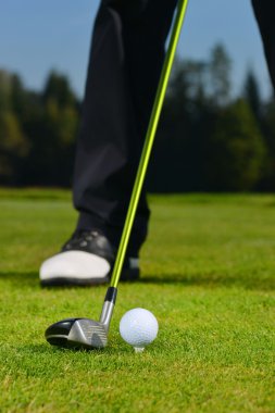Golf kulübünde bir tekme olacak