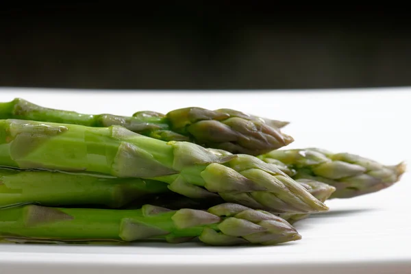 Verse groene asperges — Stockfoto