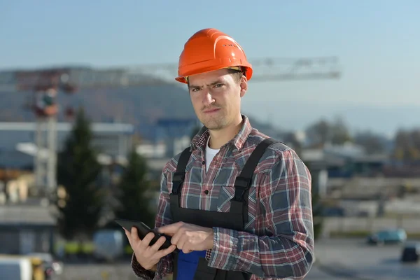 Engineer at construction site — Stock Photo, Image