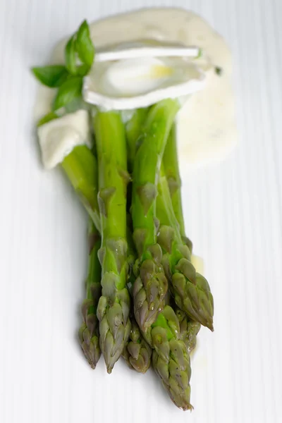 Asparagi verdi freschi — Foto Stock