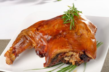 kavrulmuş domuz şaft