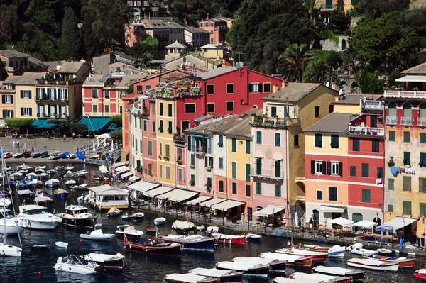 Portofino, beroemde kleine stad — Stockfoto