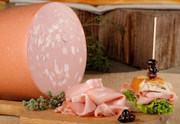 Italiaanse mortadella — Stockfoto