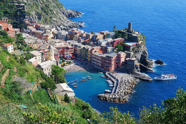 Vista sul paese delle Cinque Terre — Foto Stock