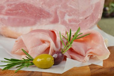 rosemary ile pastırma füme