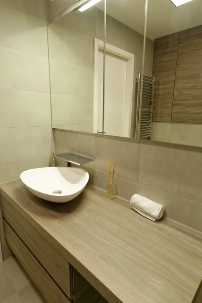 Modernes Minimal-Badezimmer — Stockfoto