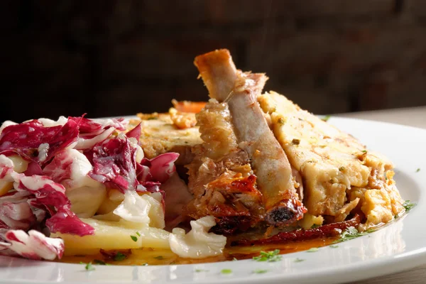 Pechos rellenos de ternera con patata — Foto de Stock