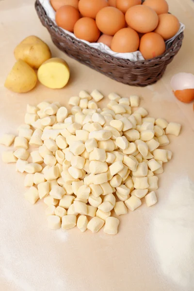 Hemgjord potatis gnocchi — Stockfoto