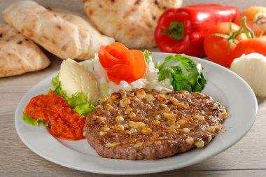 Geleneksel burger patty reçete