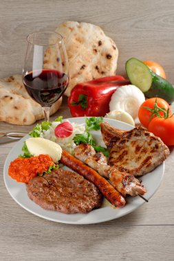 mixed grill op een plaat