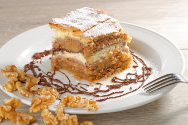 Gibanica - geleneksel sloven Kek pasta