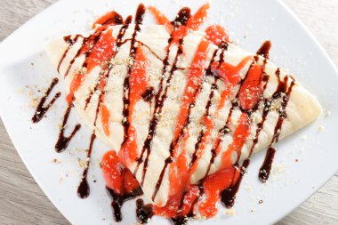 Tatlı ince Fransız tarzı krep