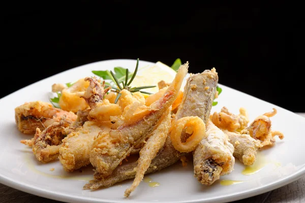 Pesce fritto misto — Foto Stock