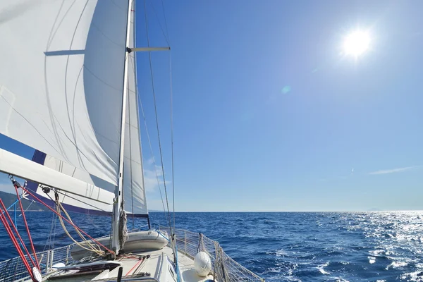 Sailing yacht — Stock Photo, Image