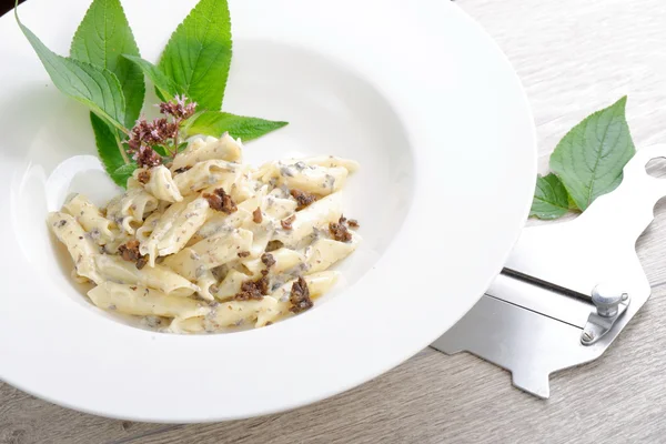 Pasta with black Truffles — Stock Photo, Image