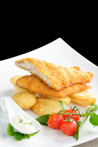 Pescado y patatas fritas — Foto de Stock