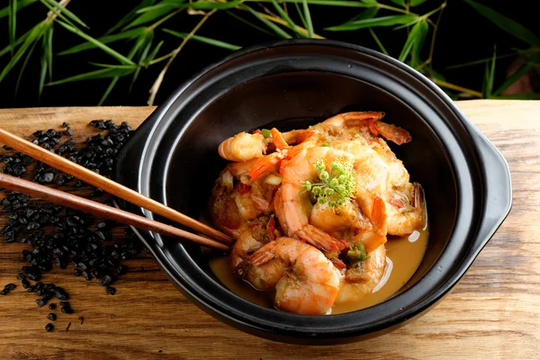 Shrimps in Singapore style spicy — Stock Photo, Image