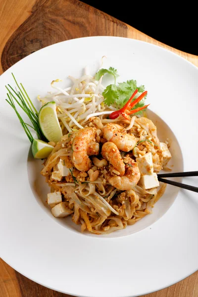 Pad Thai Goong Sod, thin rice noodles — Stock Photo, Image