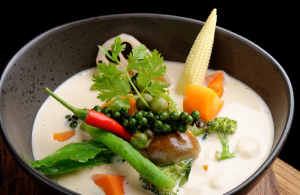 Curry rojo tradicional tailandés vegetal —  Fotos de Stock