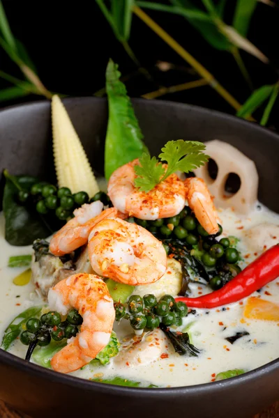 Traditional thai green curry — Stock Photo, Image