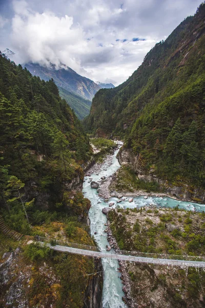 stock image Bhote-Khosi river valley, Nepal. View from the Hillary bridge