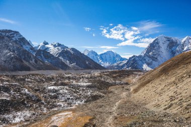 Everest 'e giden Khumbu buzulu. Sagarmatha Ulusal Parkı, Himalayalar, Nepal
