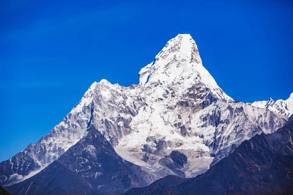 Ama Dablam Dağ Manzarası Nepal Sagarmatha Ulusal Parkı — Stok fotoğraf