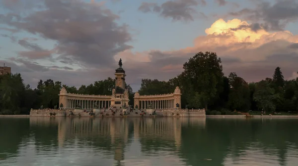 Madrid, İspanya 'daki Alfonso XII Parkındaki 