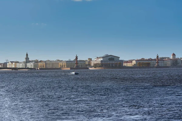 Exchange Embankment Neva River Rastral Columns Russia Saint Petersburg Cityscape — Stock Photo, Image