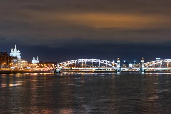 Смольный Собор Мост Петра Великого Через Неву Россия Санкт Петербург — стоковое фото