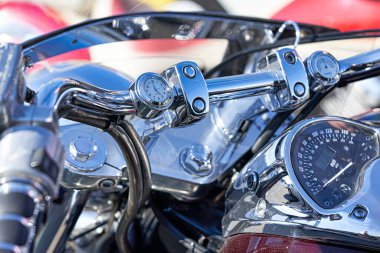 Saint Petersburg, Rusya - 09 Mayıs 2021: Kırmızı yarış motosikletinin parçası