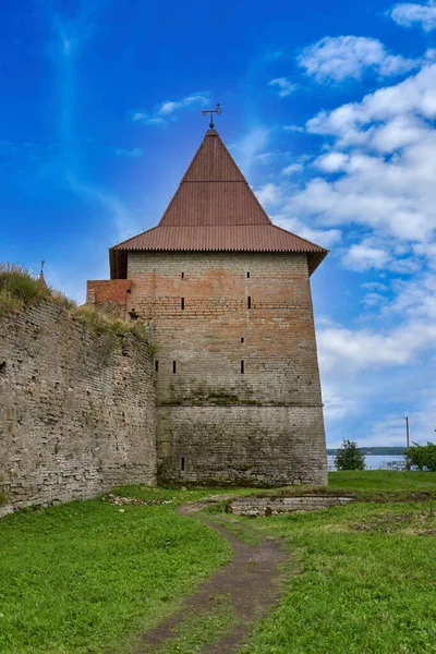 Vista Antigua Fortaleza Piedra Con Una Torre Vigilancia Fortaleza Oreshek — Foto de Stock